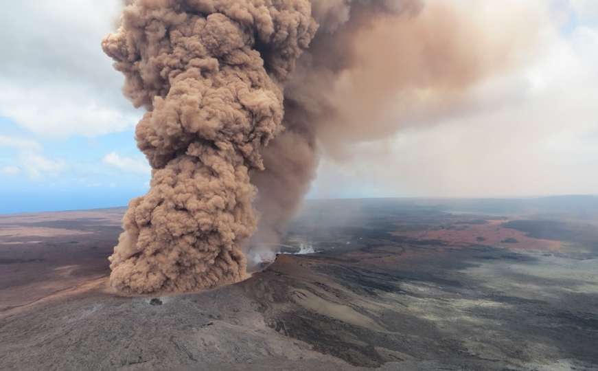 Stravični prizori: Vulkan na Havajima uništio 35 objekata